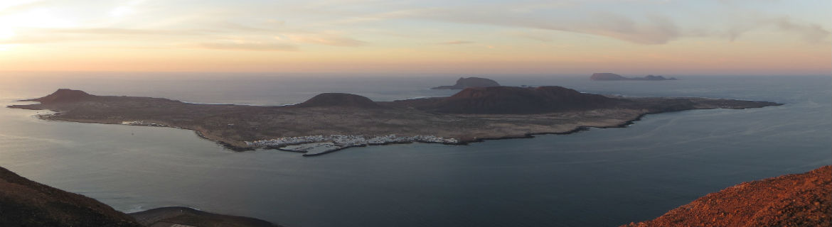 Vista aérea de la isla canaria de La Graciosa